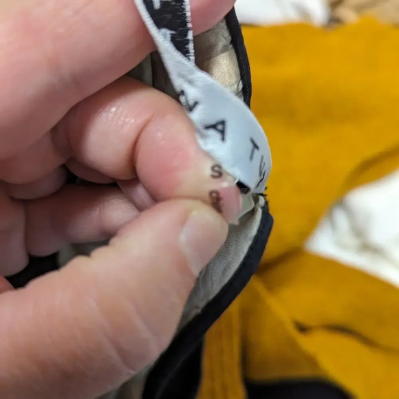 Trina Turk Silk Top / Small - Picture 8 of 8